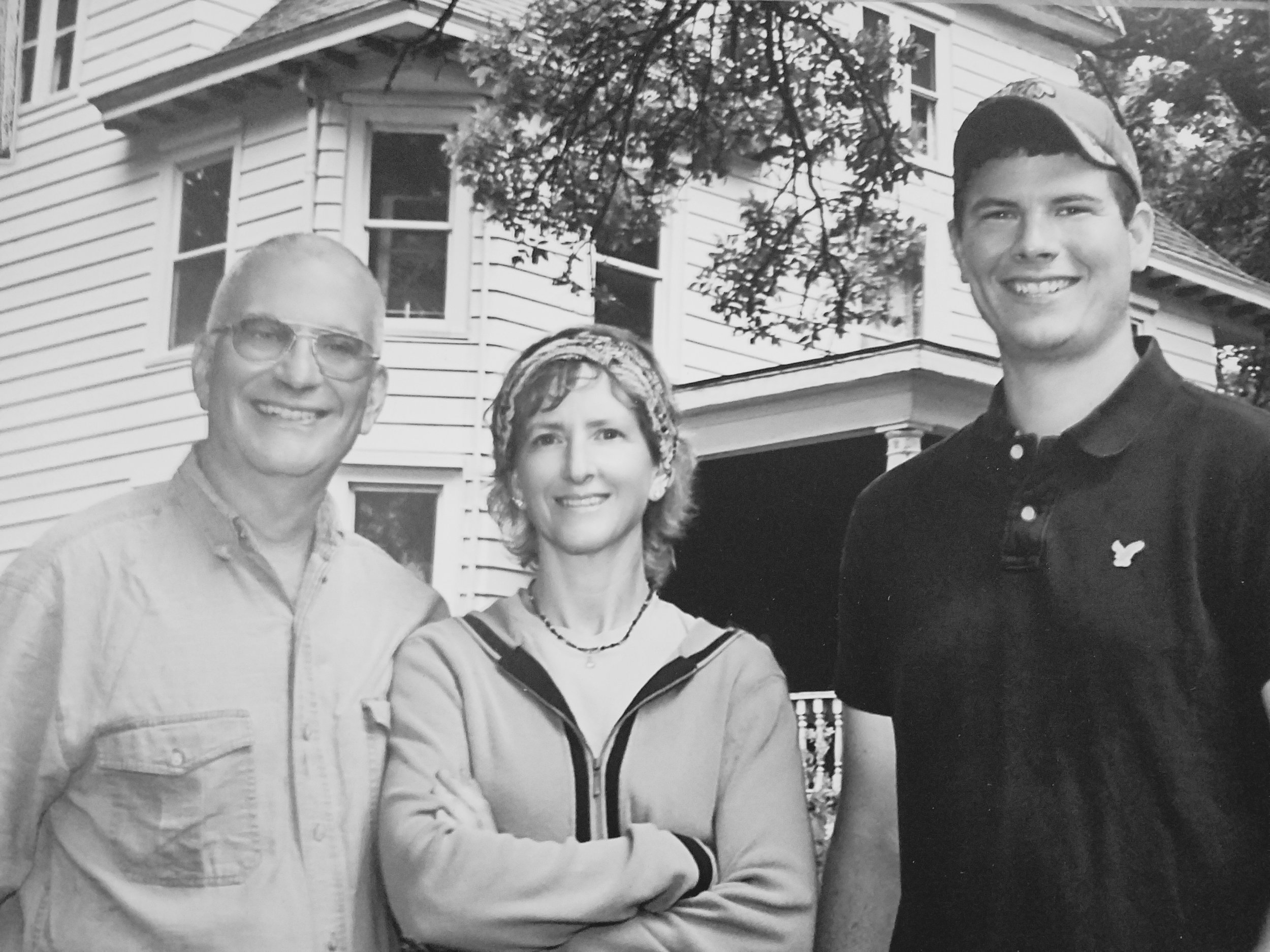 LET'S HELP OUR FRIENDS!